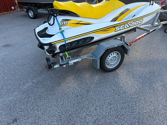 Seadoo GTI 130 2 of 5