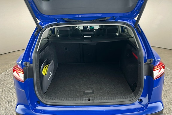 Skoda Enyaq 14 of 26