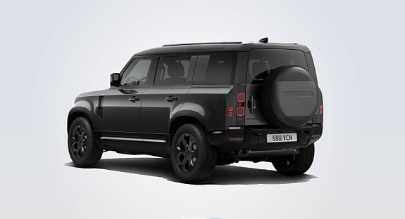 Land Rover Defender 110 3 of 7