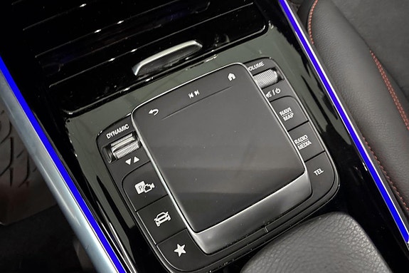 Mercedes-Benz EQA250 18 of 25