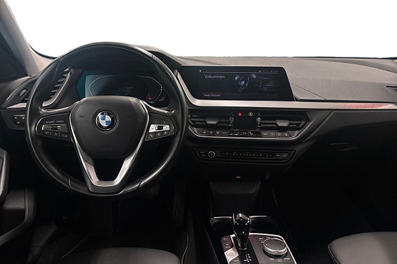 BMW 120i 8 of 17