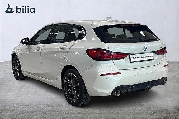 BMW 120i 2 of 17