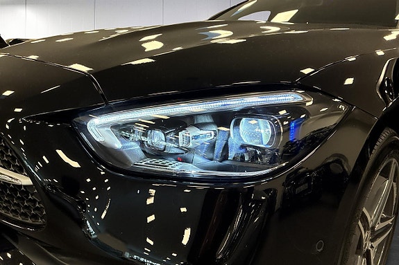 Mercedes-Benz C300 de 23 of 24
