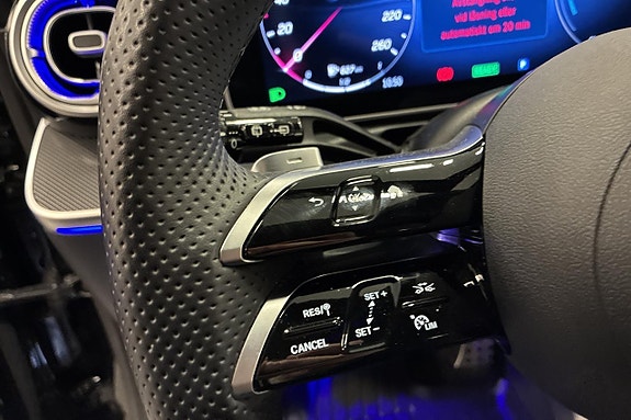 Mercedes-Benz C300 de 22 of 24