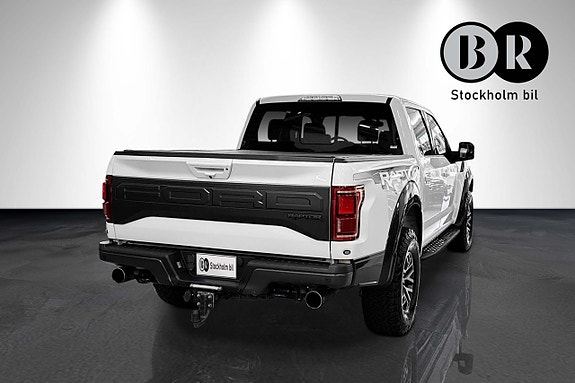 Ford F-150 3 of 26