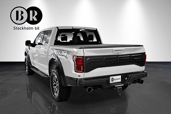 Ford F-150 2 of 26