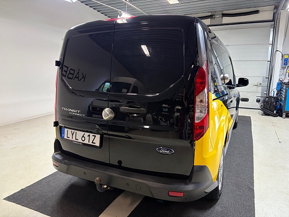 Ford Transit Connect 4 of 13