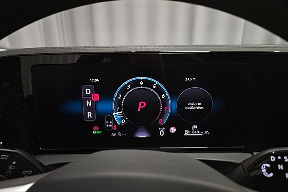 Volkswagen Tiguan 12 of 13