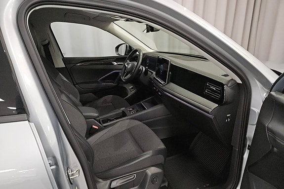 Volkswagen Tiguan 5 of 13