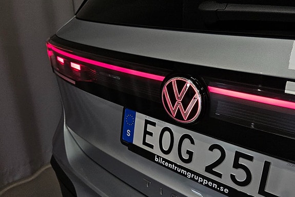 Volkswagen Tiguan 11 of 13