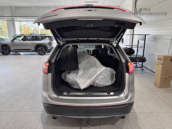 Ford Edge 14 of 14