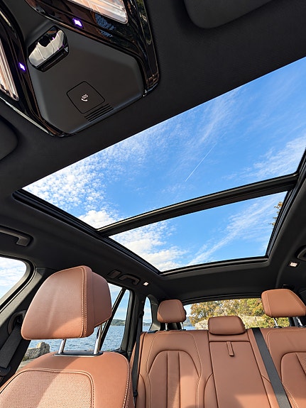 BMW X5 6 of 12