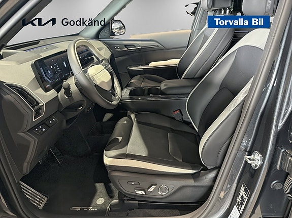 Kia EV5 8 of 14