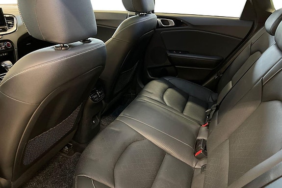 Kia Ceed 6 of 14