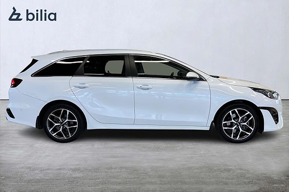 Kia Ceed 10 of 14