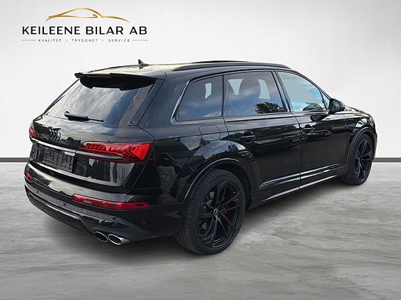Audi SQ7 8 of 29