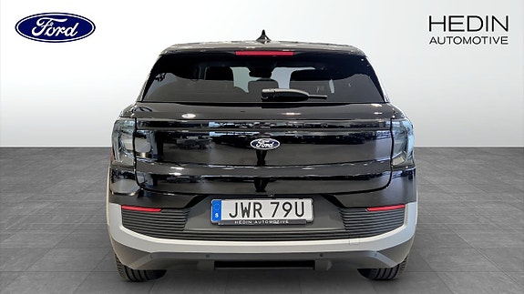 Ford Explorer 5 of 12
