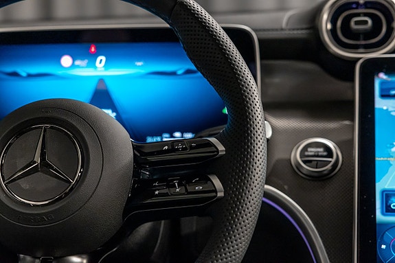 Mercedes-Benz GLC300 de 20 of 28