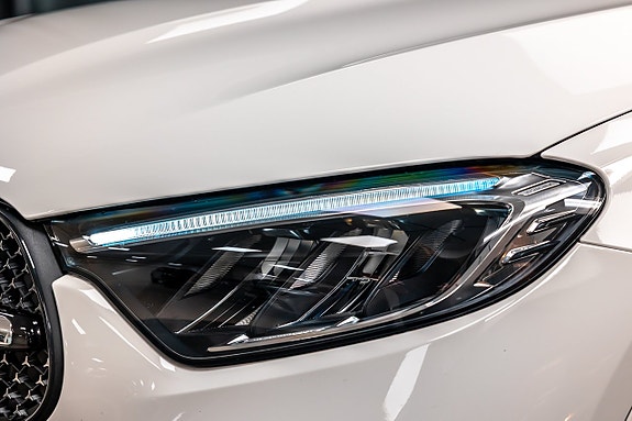 Mercedes-Benz GLC300 de 6 of 28