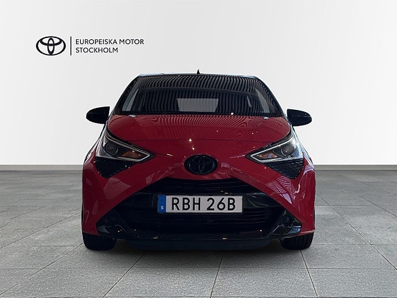 Toyota Aygo X 6 of 11