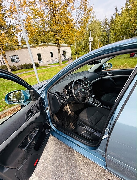Skoda Octavia 8 of 12