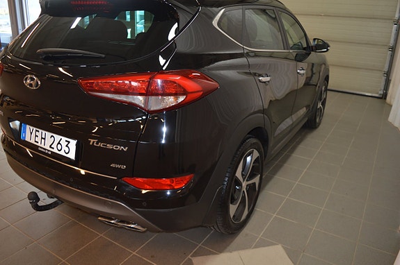 Hyundai Tucson 4 of 25