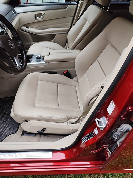 Mercedes-Benz E300 20 of 30