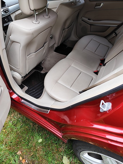 Mercedes-Benz E300 14 of 30