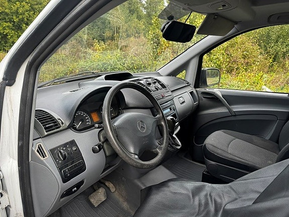 Mercedes-Benz Vito 120 3 of 9