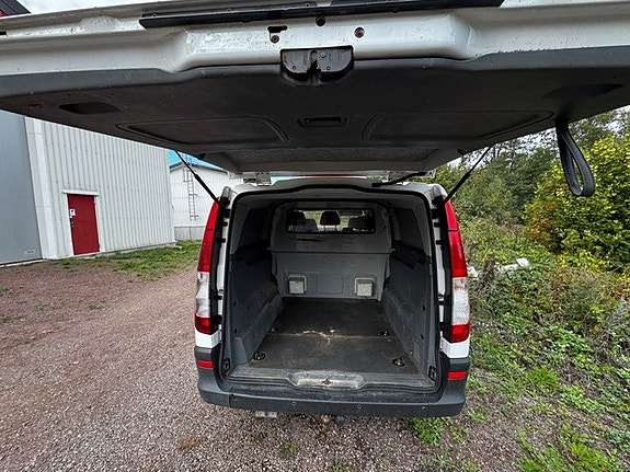 Mercedes-Benz Vito 120 5 of 9