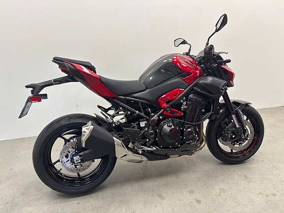 Kawasaki Z900 2027 Nu hemma i butiken 4 of 9