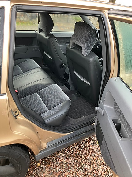 Volvo 850 8 of 12