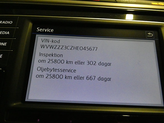 Volkswagen Passat 22 of 23