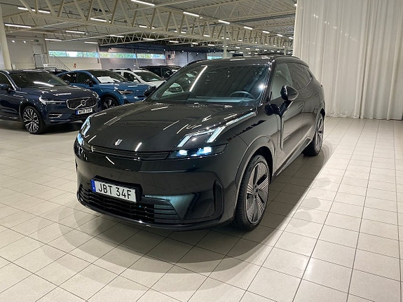 Lynk & Co 08 2 of 23