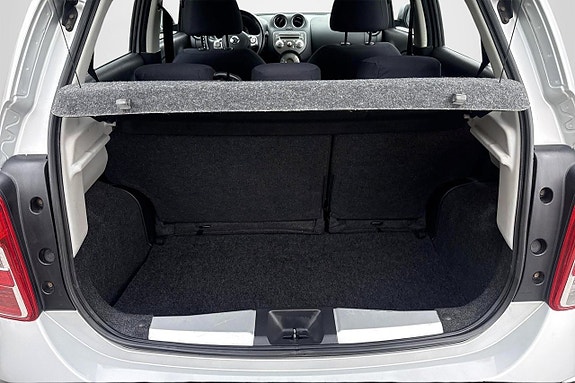 Nissan Micra 10 of 27