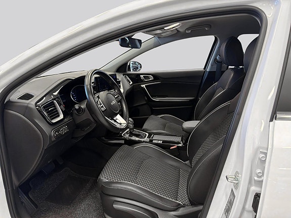 Kia Ceed 9 of 14