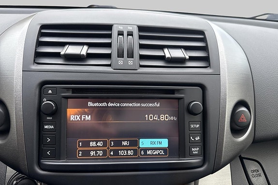 Toyota RAV4 25 of 27