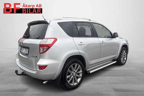 Toyota RAV4 14 of 27