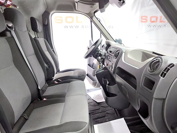 Renault Master 8 of 15