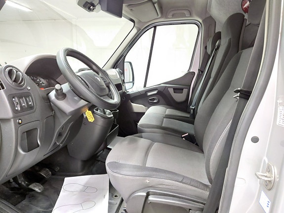 Renault Master 7 of 15