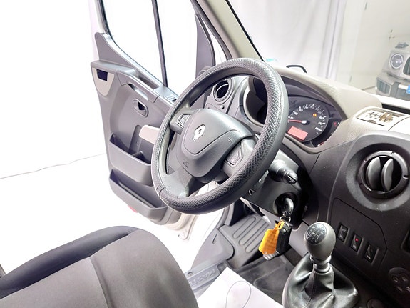Renault Master 9 of 15