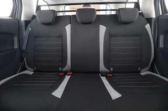 Dacia Logan 16 of 30