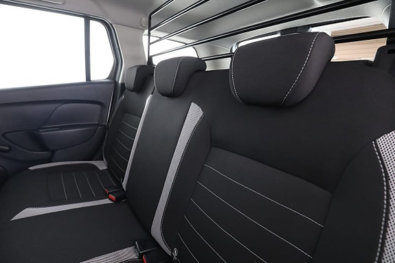 Dacia Logan 15 of 30