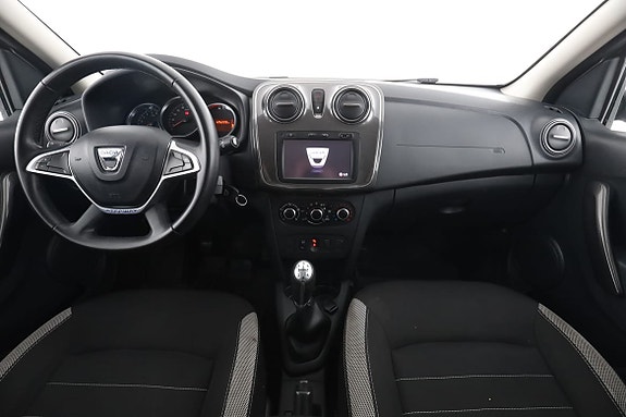 Dacia Logan 13 of 30