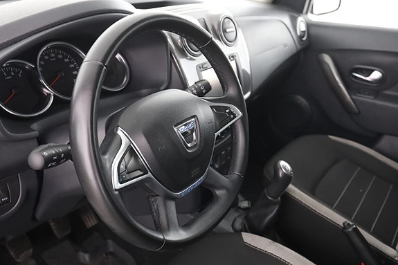 Dacia Logan 12 of 30