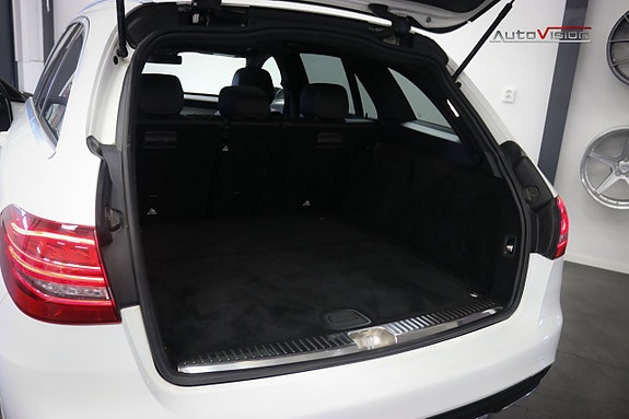 Mercedes-Benz C220 d 27 of 30