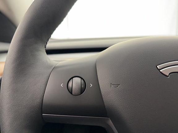 Tesla Model 3 30 of 30