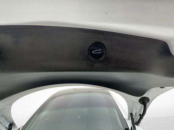 Tesla Model 3 21 of 30