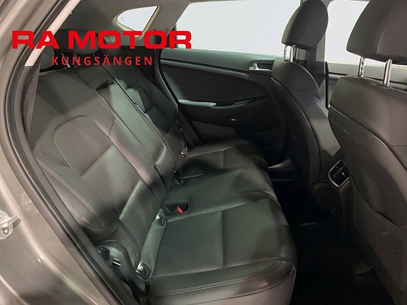 Hyundai Tucson 13 of 23