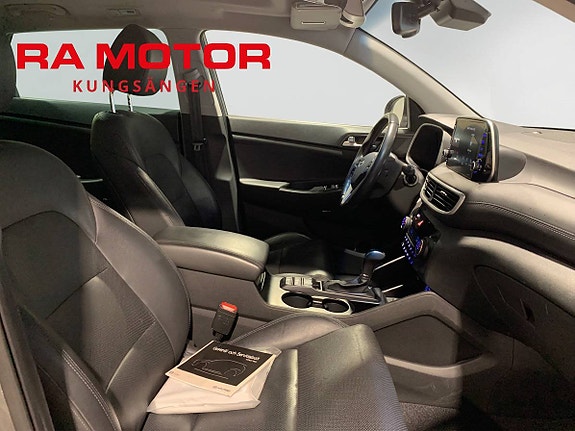 Hyundai Tucson 10 of 23